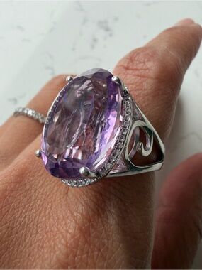 Pink Oval Gemstone Ring - Elegant Women's Statement Ring